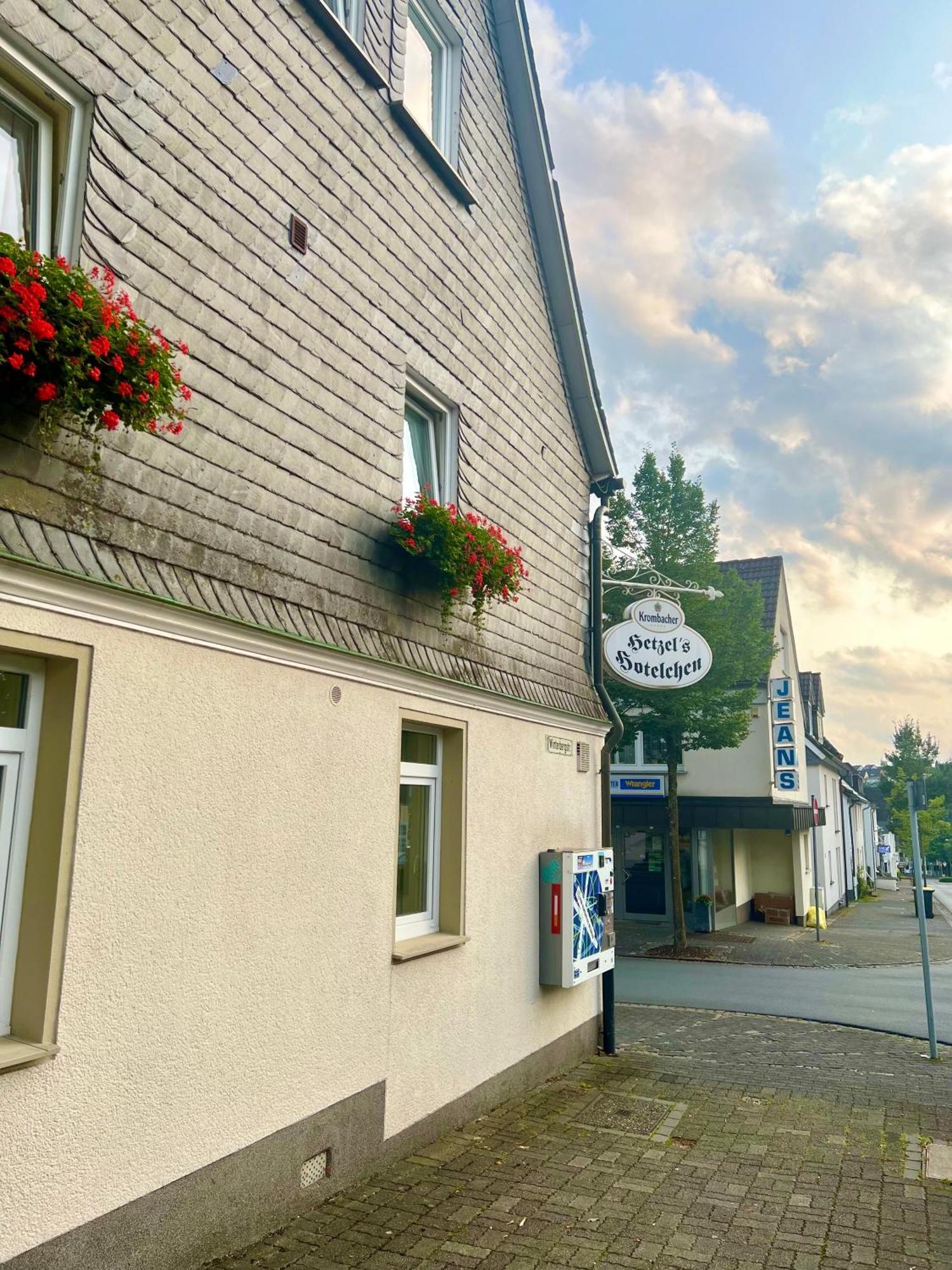 Hetzel'S Hotelchen Olpe bei Meschede Exteriör bild