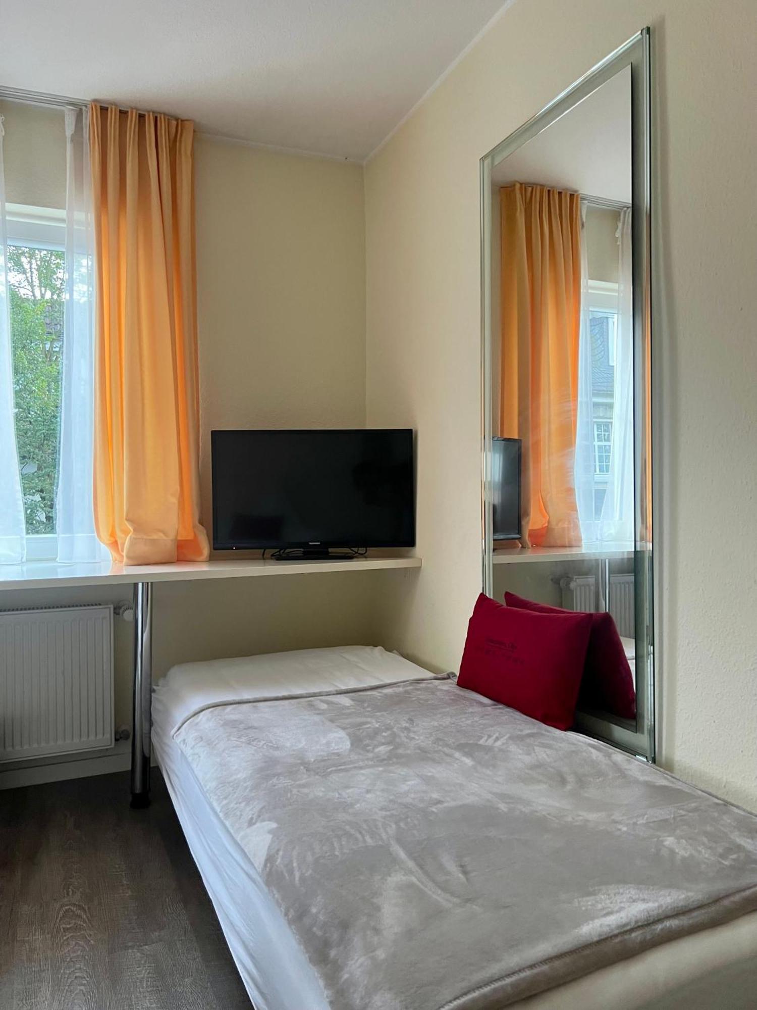 Hetzel'S Hotelchen Olpe bei Meschede Exteriör bild